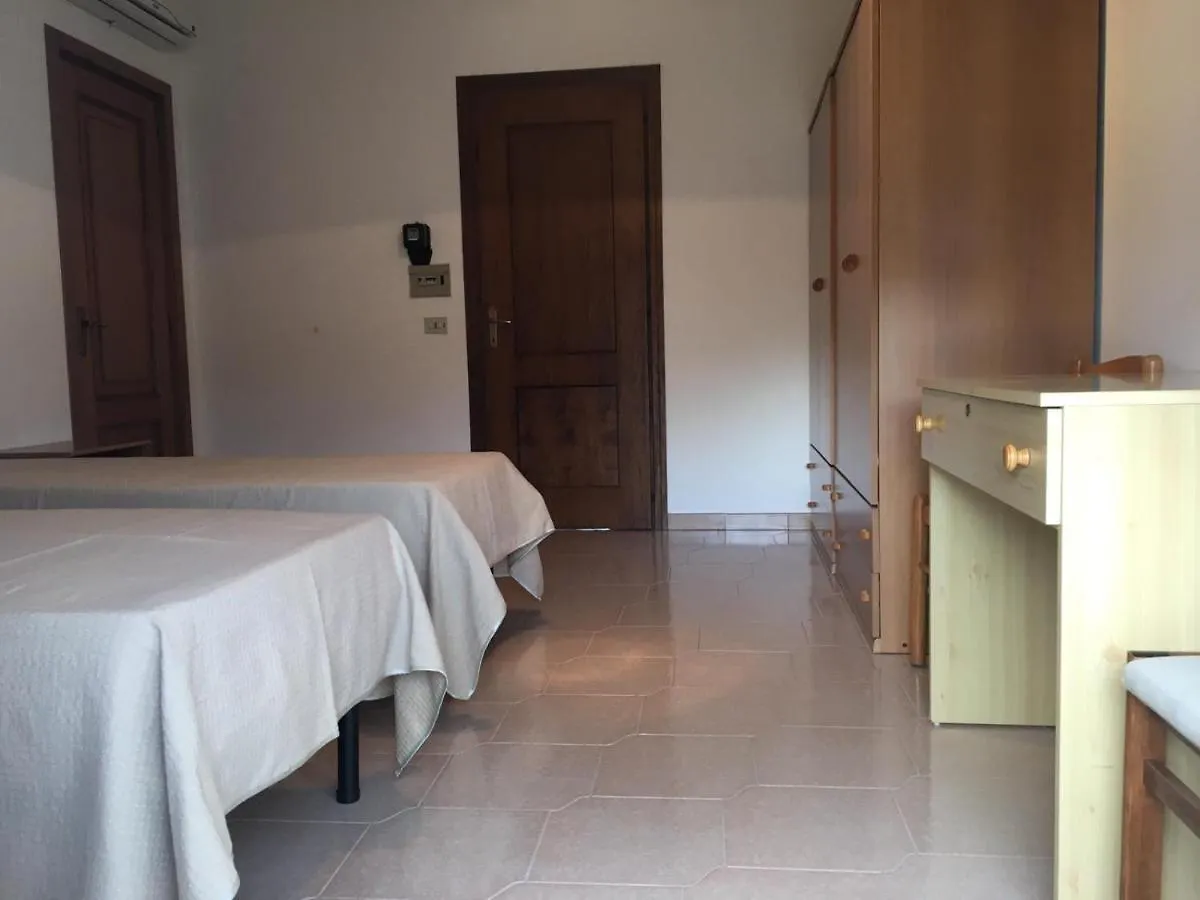 Casa Sonia Apartment Giba 0*,  Italy